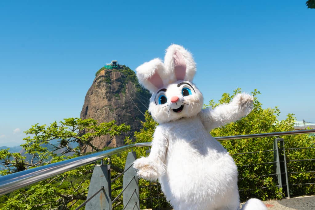 Páscoa no Parque Bondinho: experiência imersiva com Fini no Rio de Janeiro